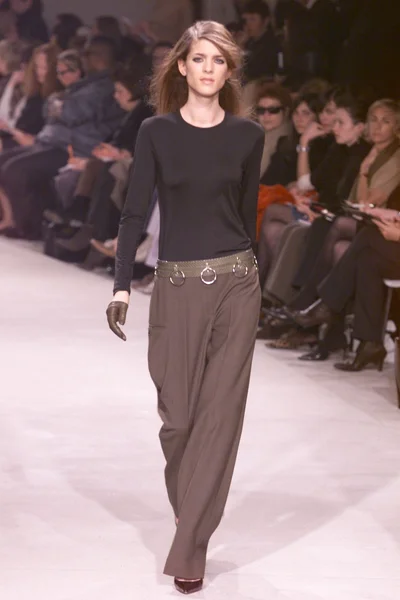 Look 8